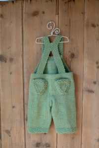 How to Knit Baby Green Jeans Image